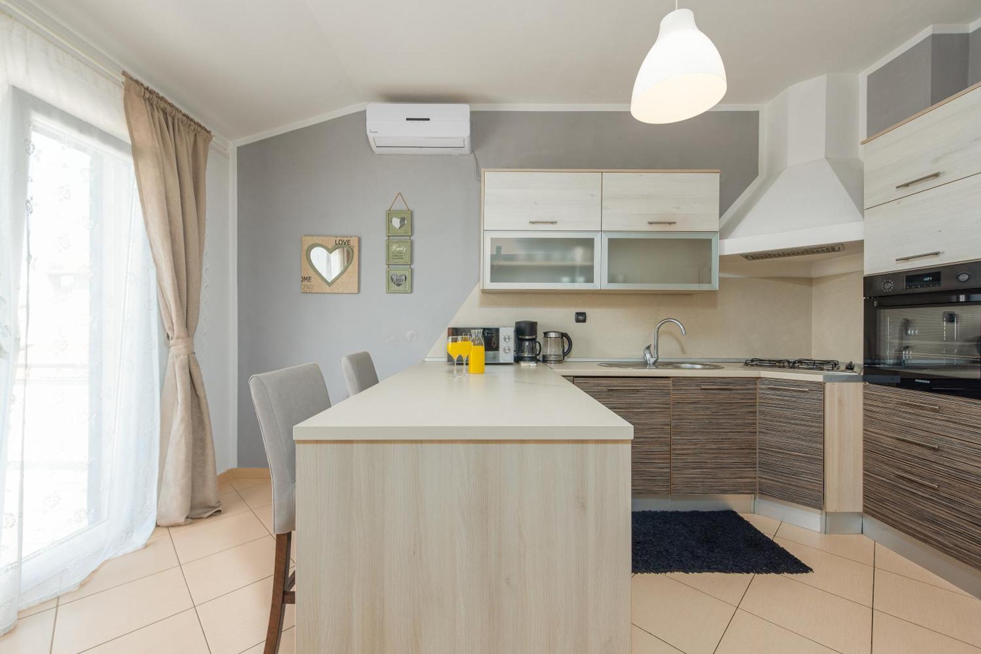 Apartman Mara Poljica  Εξωτερικό φωτογραφία