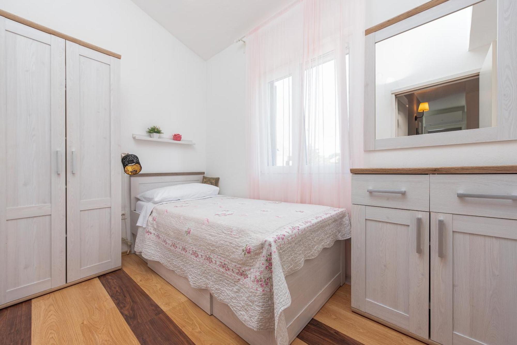 Apartman Mara Poljica  Εξωτερικό φωτογραφία